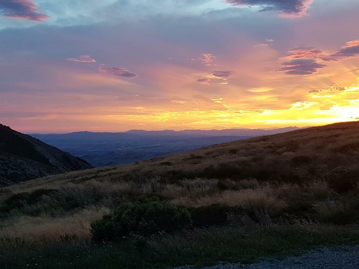 Lake Stella Mountain Huts Hotel Mt Lyford Buitenkant foto