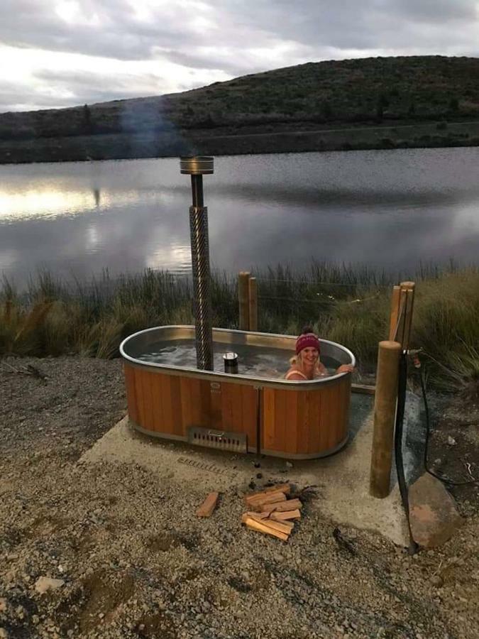 Lake Stella Mountain Huts Hotel Mt Lyford Buitenkant foto