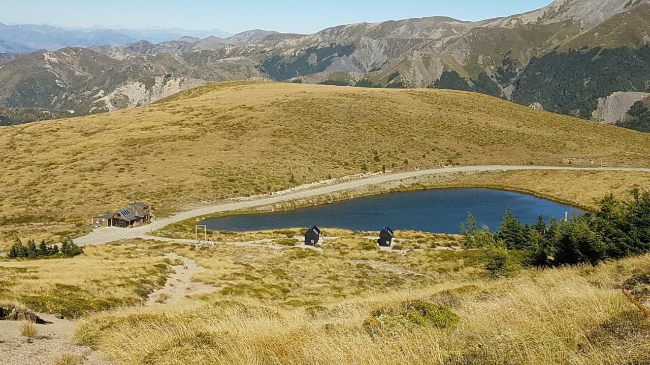 Lake Stella Mountain Huts Hotel Mt Lyford Buitenkant foto