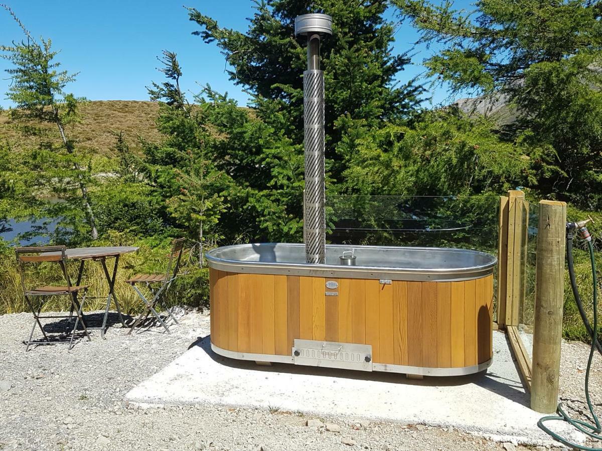 Lake Stella Mountain Huts Hotel Mt Lyford Buitenkant foto
