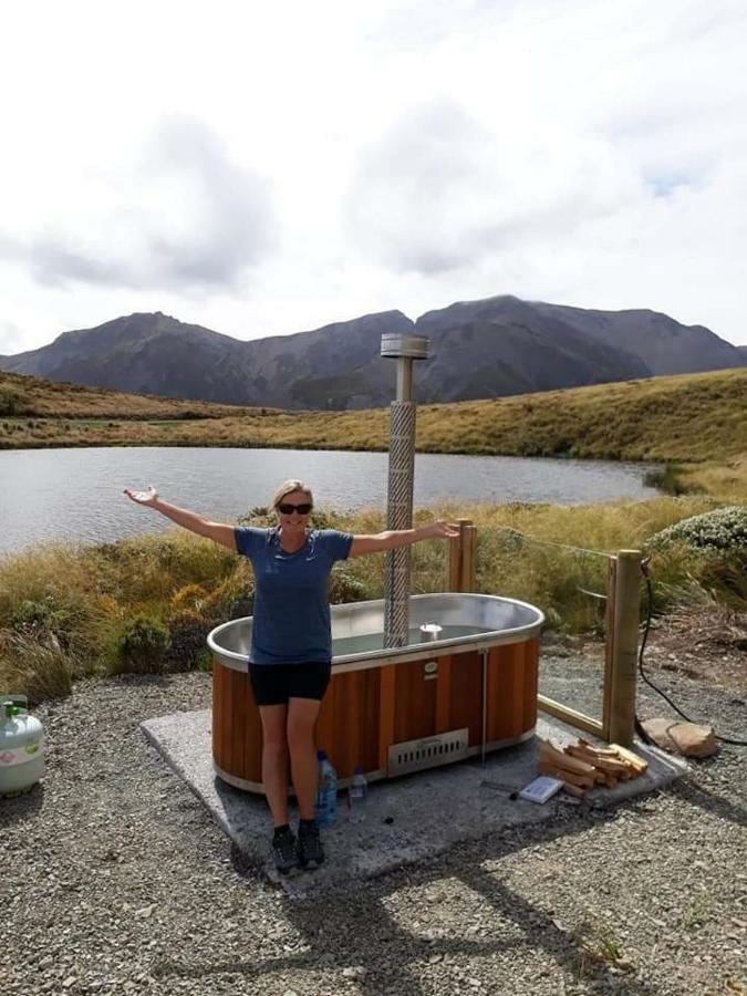 Lake Stella Mountain Huts Hotel Mt Lyford Buitenkant foto